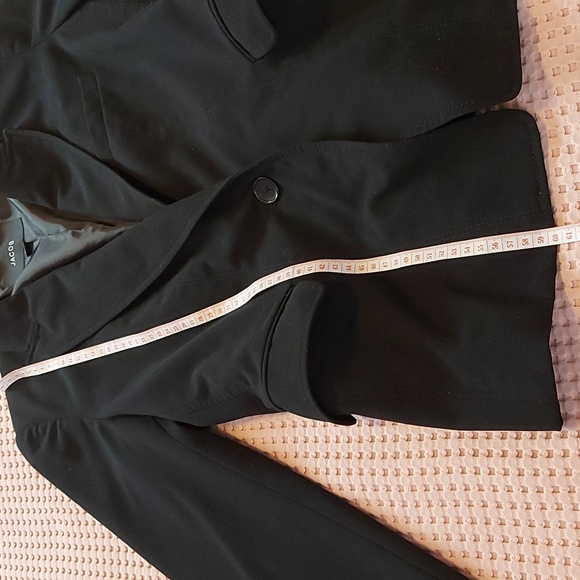 Woman's jacket - Picture 15 of 16